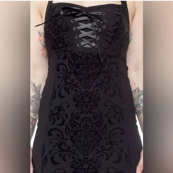 SALE!!!!!  NWT Killstar Bloodlust Halter Midi Dress Size L  (US SIZE 10) - Picture 6 of 13